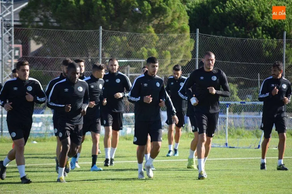 El Salamanca UDS vuelve a los entrenos para preparar la visita del Burgos este domingo