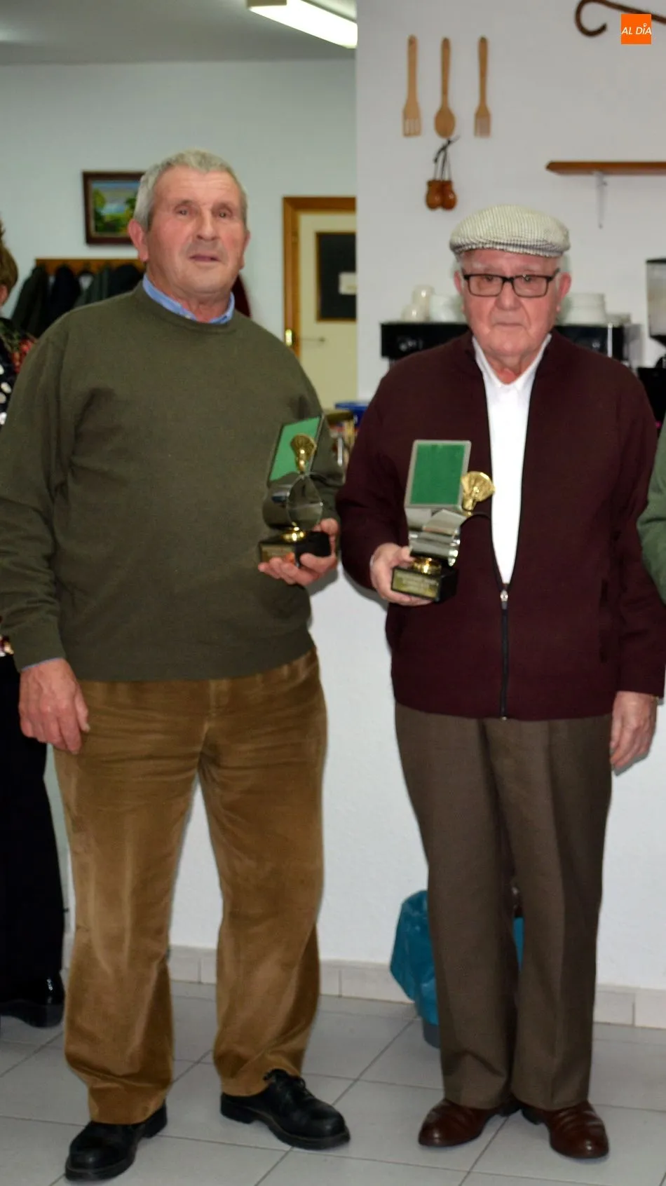 Foto 6 - Jos&eacute; Herrero y Manuel Bernal consiguen el XIX Campeonato de Tute del hogar del jubilado de...