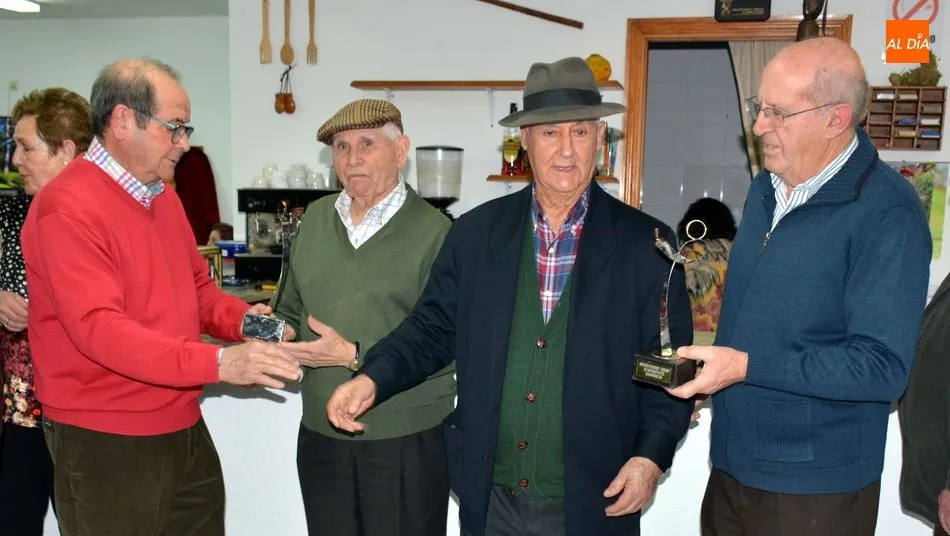 Foto 9 - Jos&eacute; Herrero y Manuel Bernal consiguen el XIX Campeonato de Tute del hogar del jubilado de...