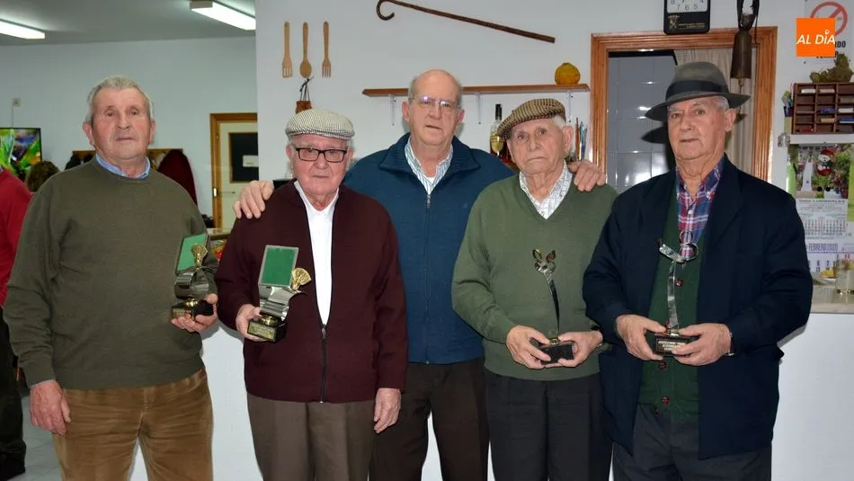 Foto 11 - Jos&eacute; Herrero y Manuel Bernal consiguen el XIX Campeonato de Tute del hogar del jubilado de...