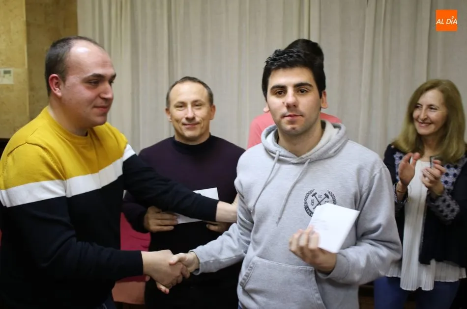 Foto 2 - Enrique Tejedor se adjudica el IV Torneo de Ajedrez organizado por el Restaurante Do&ntilde;a Matea