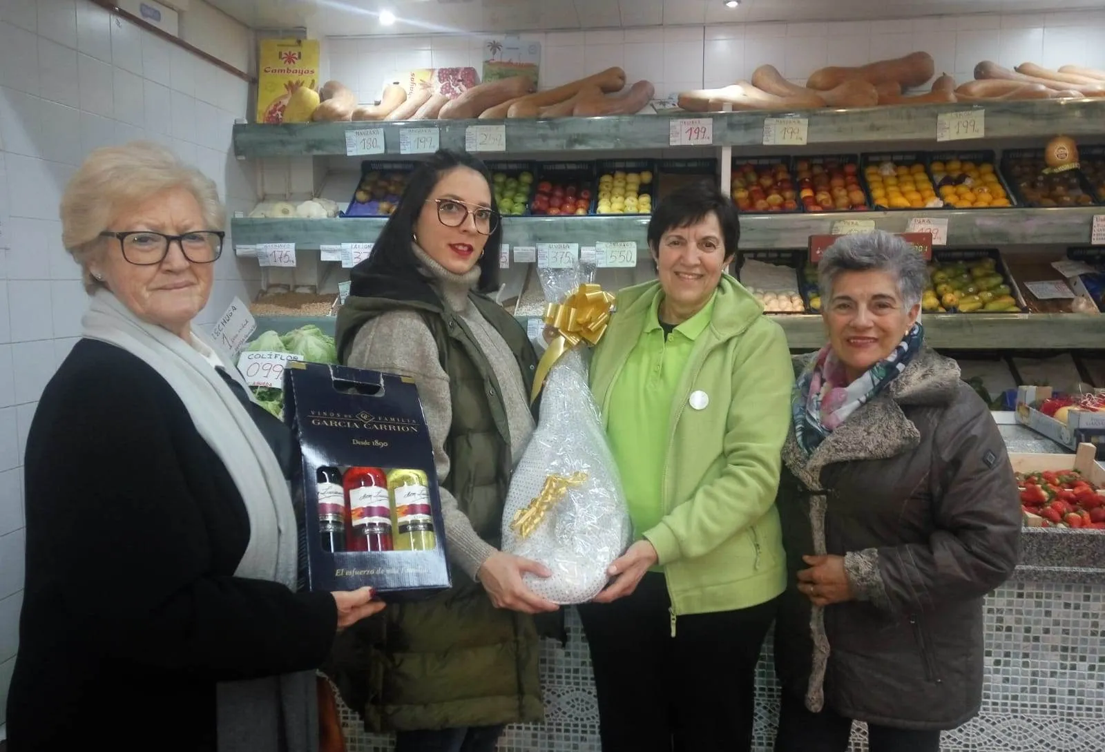 Ana Luisa Moreno se lleva el premio de las Águedas del Mercado  