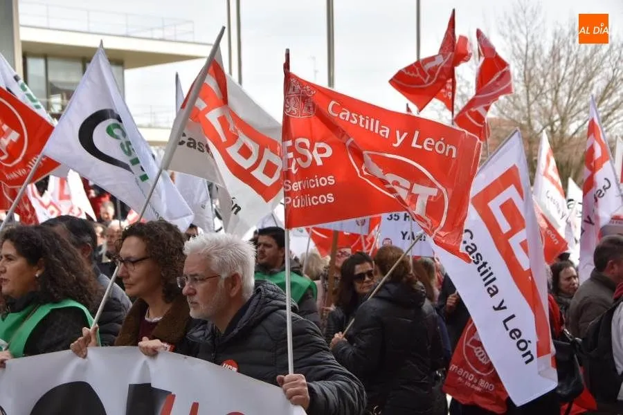 Foto 5 - Manifestaci&oacute;n sindical para denunciar &ldquo;el incumplimiento de los acuerdos&rdquo; de la Junta