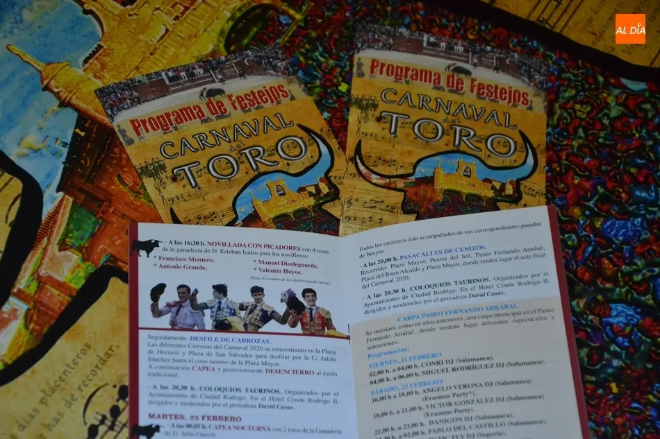 Foto 2 - Ya se puede recoger el programa de mano del Carnaval  