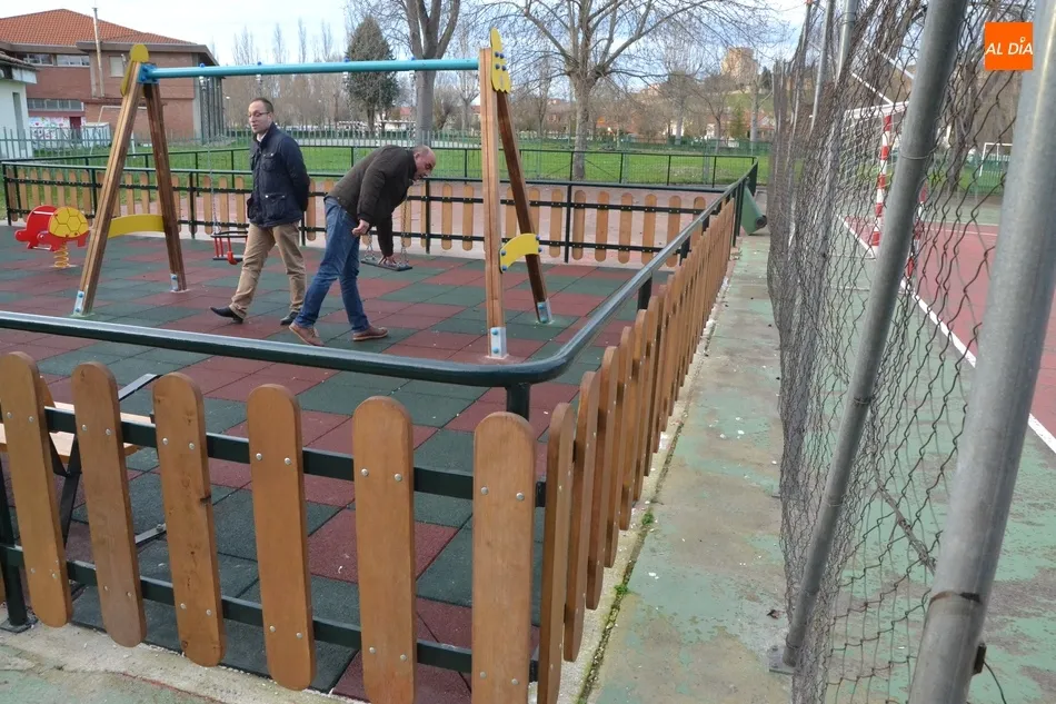 Foto 4 - Creado un parque infantil en la zona recreativa del Barrio Nuevo  