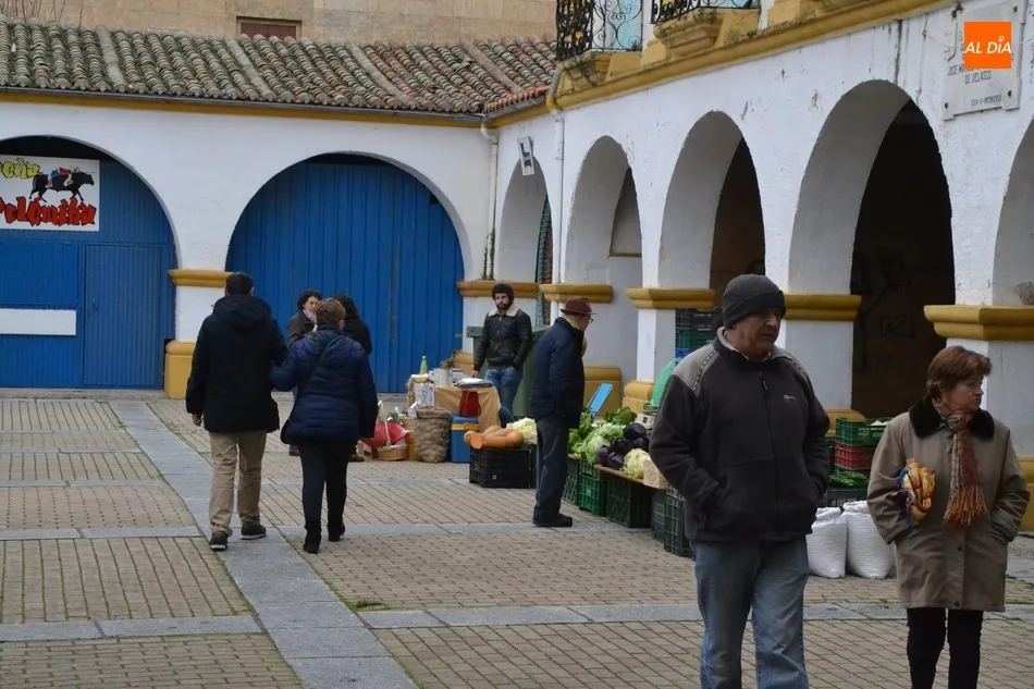 Foto 5 - 1Foto: Un mercado con toques carnavaleros  