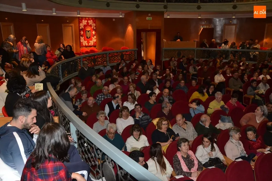 Foto 8 - La Rondalla presenta sus Coplas con la compa&ntilde;&iacute;a de Greta Thunberg, Gila y un doble de Farina  