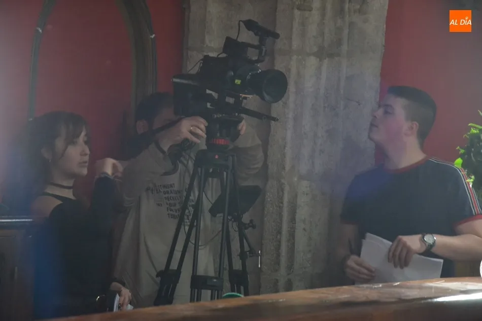 Foto 8 - La Coral D&aacute;maso Ledesma graba el primer videoclip de su historia  