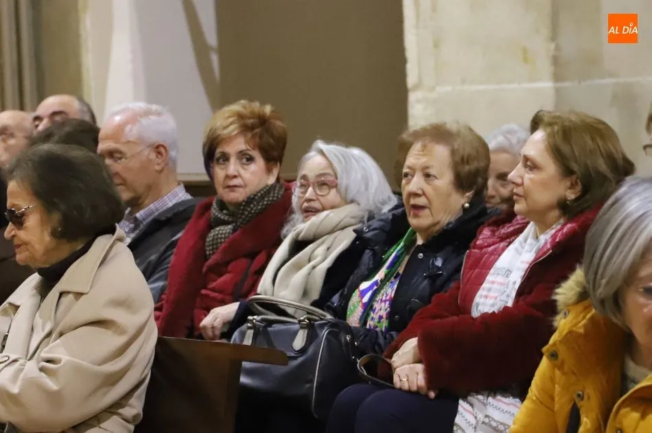 Foto 10 - El coro Francisco Salinas, con la Asociaci&oacute;n de Asperger Salamanca  