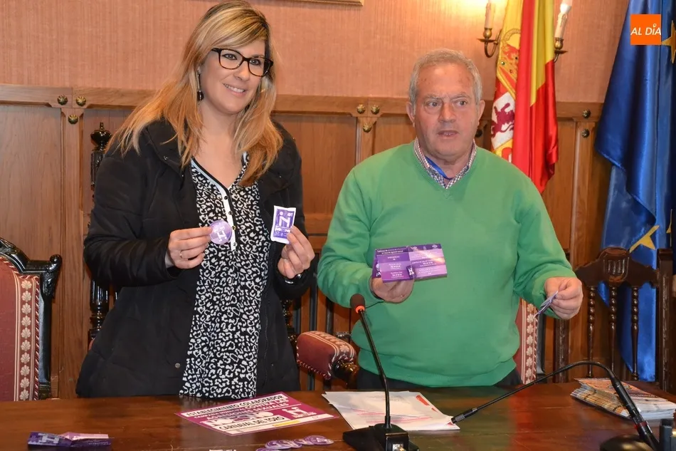 Foto 2 - 40.000 azucarillos, 5.000 pegatinas y 5.000 flyers difundir&aacute;n la nueva campa&ntilde;a del &lsquo;No es No&rsquo; ...