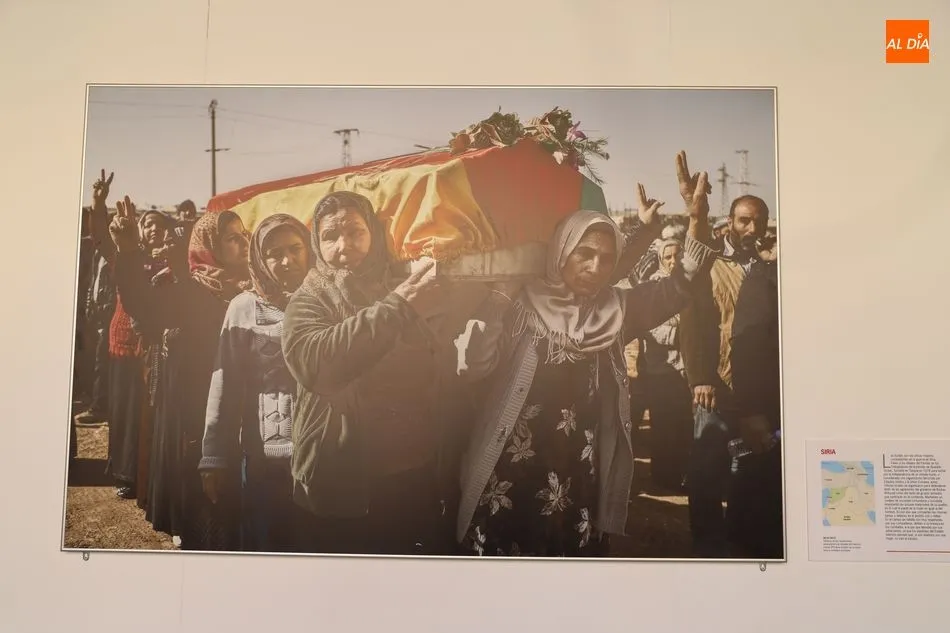 Foto 8 - Las fotos de JM L&oacute;pez muestran el drama de las mujeres en los conflictos armados