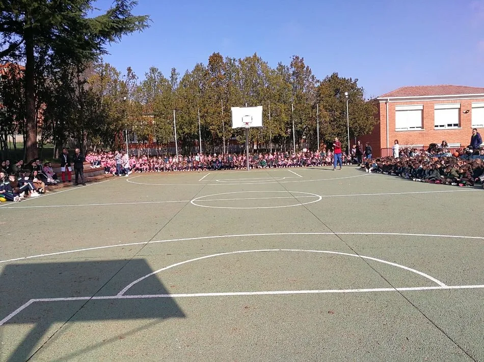 Foto 3 - El Colegio Santa Teresa de Jes&uacute;s celebra el D&iacute;a Internacional del Ni&ntilde;o