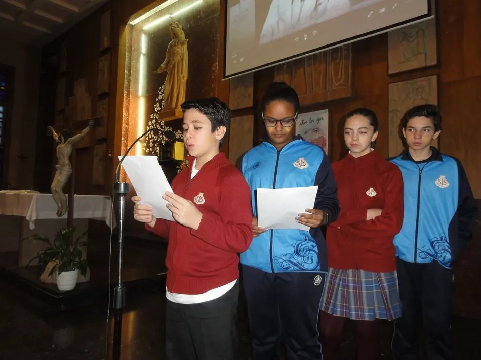 Foto 7 - Los alumnos del Colegio San Juan Bosco se suman a la conmemoraci&oacute;n del&nbsp;D&iacute;a&nbsp;Internacional...