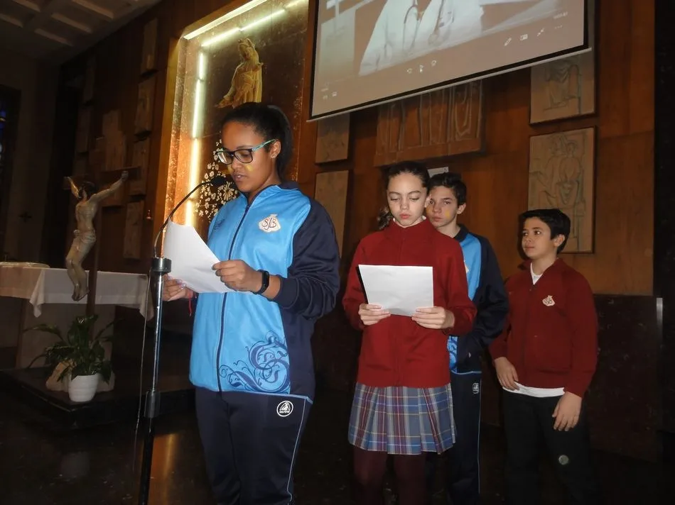 Foto 4 - Los alumnos del Colegio San Juan Bosco se suman a la conmemoraci&oacute;n del&nbsp;D&iacute;a&nbsp;Internacional...