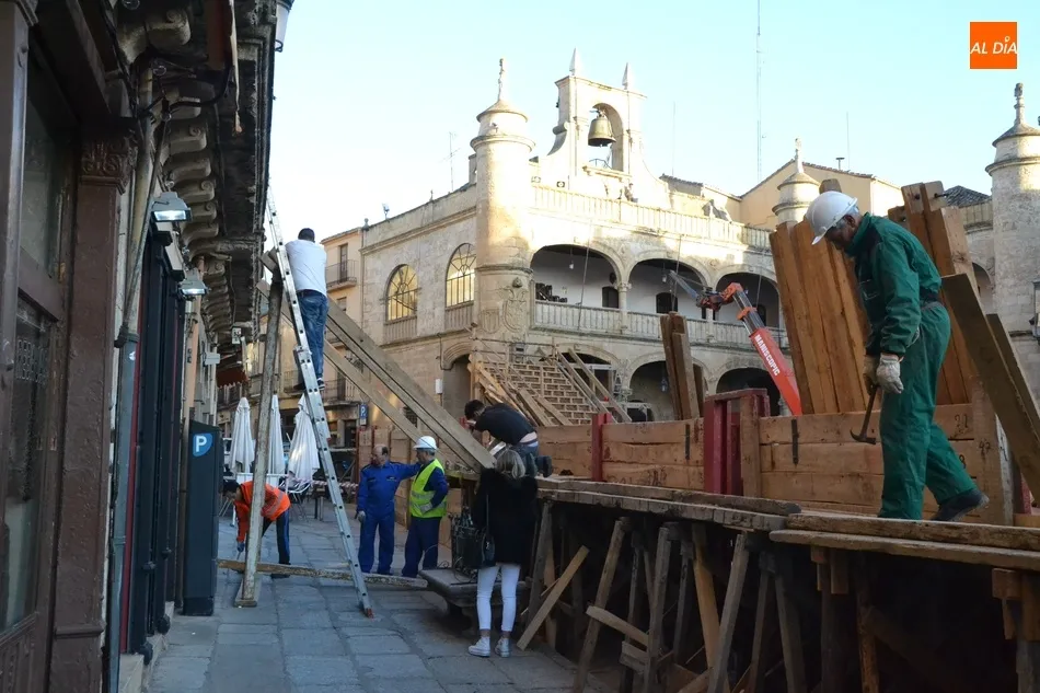 Foto 5 - Las puntas sustituyen a las flechas a la hora de enamorar a los mirobrigenses  