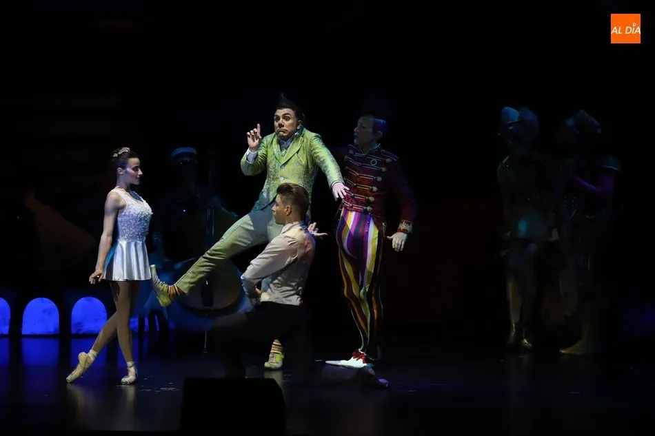 Foto 7 - El circo de Emilio Aragon encandila al p&uacute;blico del CAEM