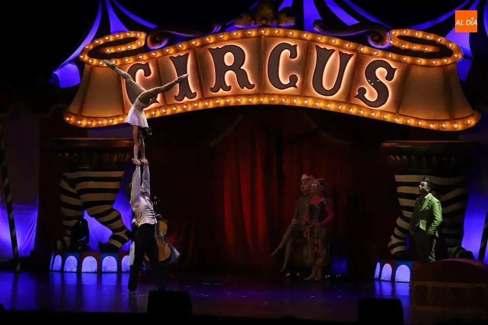 Foto 6 - El circo de Emilio Aragon encandila al p&uacute;blico del CAEM