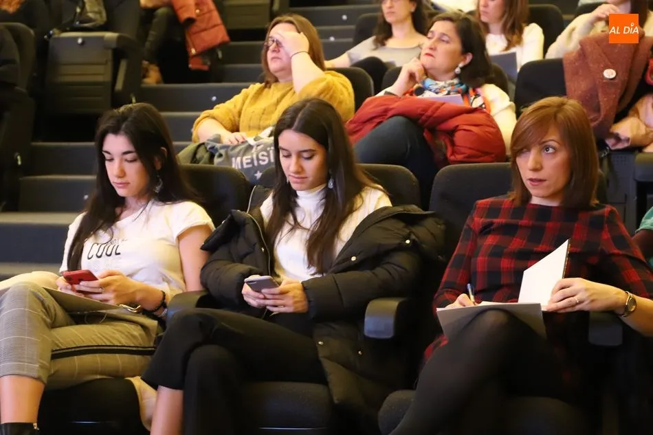 Foto 8 - El S&iacute;ndrome de Asperger se da a conocer al p&uacute;blico salmantino en una jornada con motivo de su...