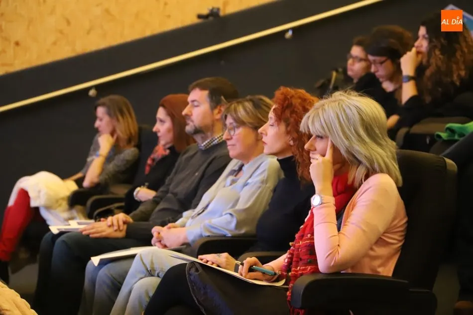 Foto 7 - El S&iacute;ndrome de Asperger se da a conocer al p&uacute;blico salmantino en una jornada con motivo de su...