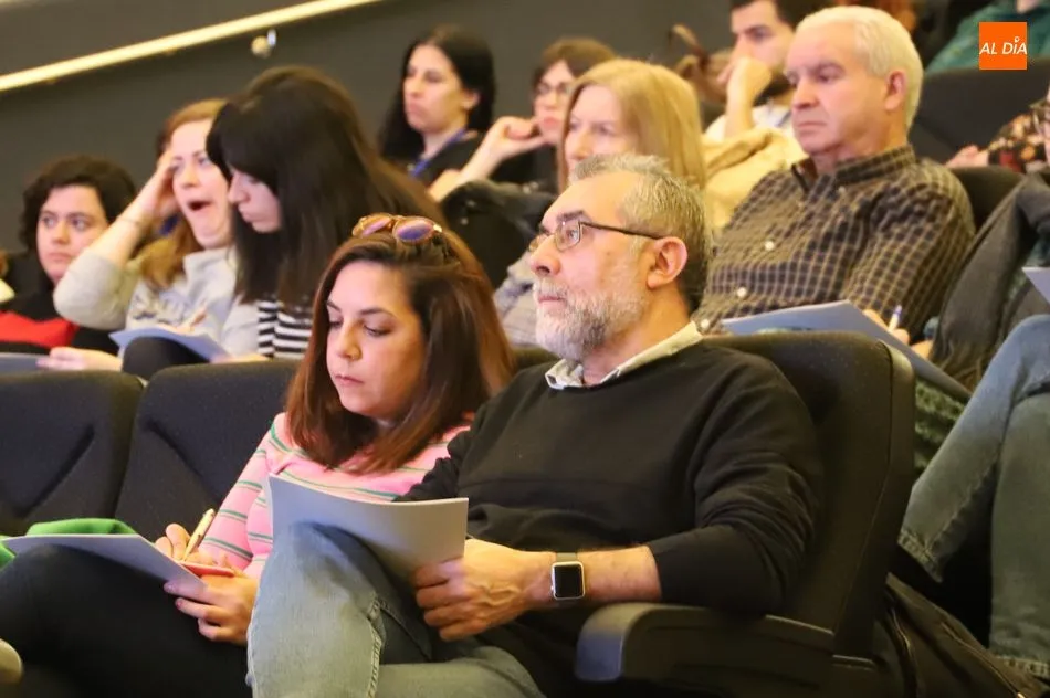 Foto 2 - El S&iacute;ndrome de Asperger se da a conocer al p&uacute;blico salmantino en una jornada con motivo de su...