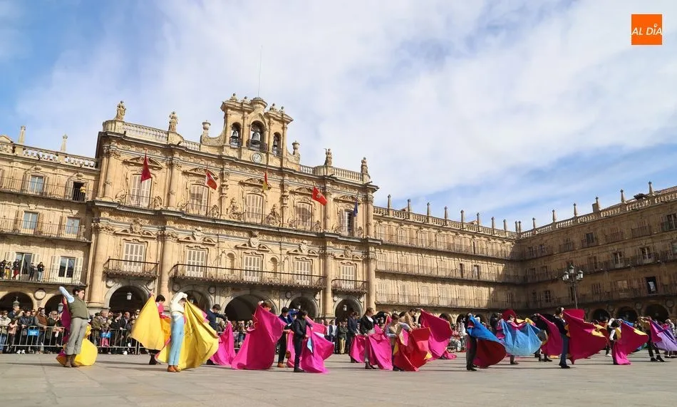 Exhibición de toreo en la Plaza Mayor de Salamanca / Lydia González