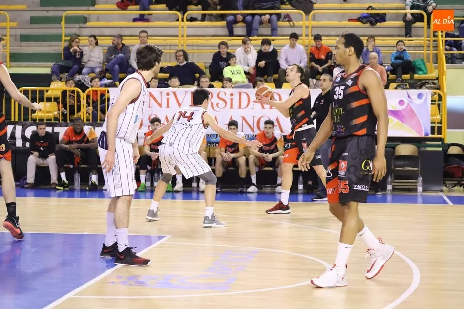 Foto 6 - El Aquimisa obra la gesta ante el Culleredo y el CB Tormes derrota al Betanzos