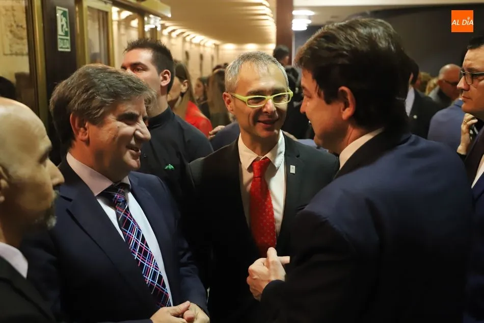 Foto 7 - Excelente asistencia a la&nbsp;XV Cena a beneficio de la Asociaci&oacute;n Espa&ntilde;ola Contra el C&aacute;ncer...