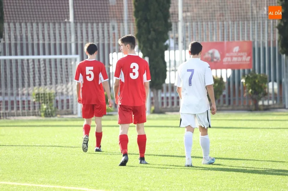 Foto 6 - Resultados, clasificaciones e im&aacute;genes del f&uacute;tbol base regional  
