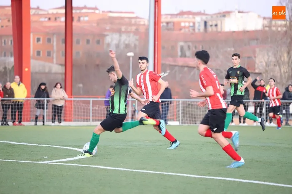 Foto 6 - El Monterrey le mete una dura goleada al filial del Ciudad Rodrigo (8-0)