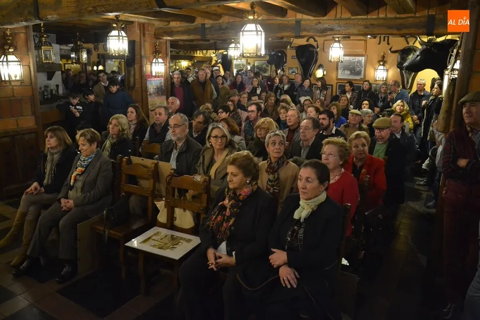 Foto 3 - El Bols&iacute;n Taurino Mirobrigense rinde homenaje a los bolsinistas ya fallecidos  