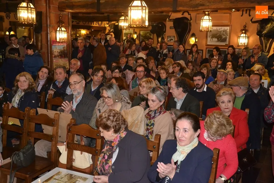 Foto 2 - El Bols&iacute;n Taurino Mirobrigense rinde homenaje a los bolsinistas ya fallecidos  
