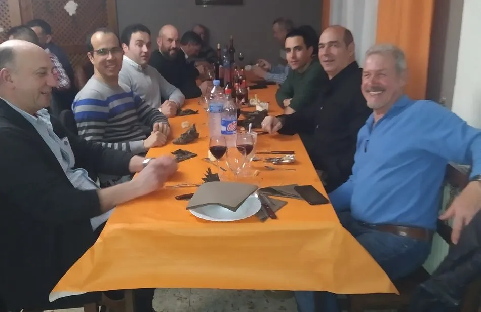 Foto 3 - Cerca de 40 hombres celebran una cena de &lsquo;&Aacute;guedos&rsquo; en El Sahugo  