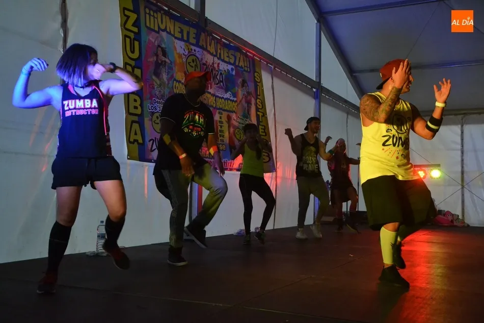 Foto 8 - Los cuerpos se aceleran para el Carnaval a ritmo de zumba  