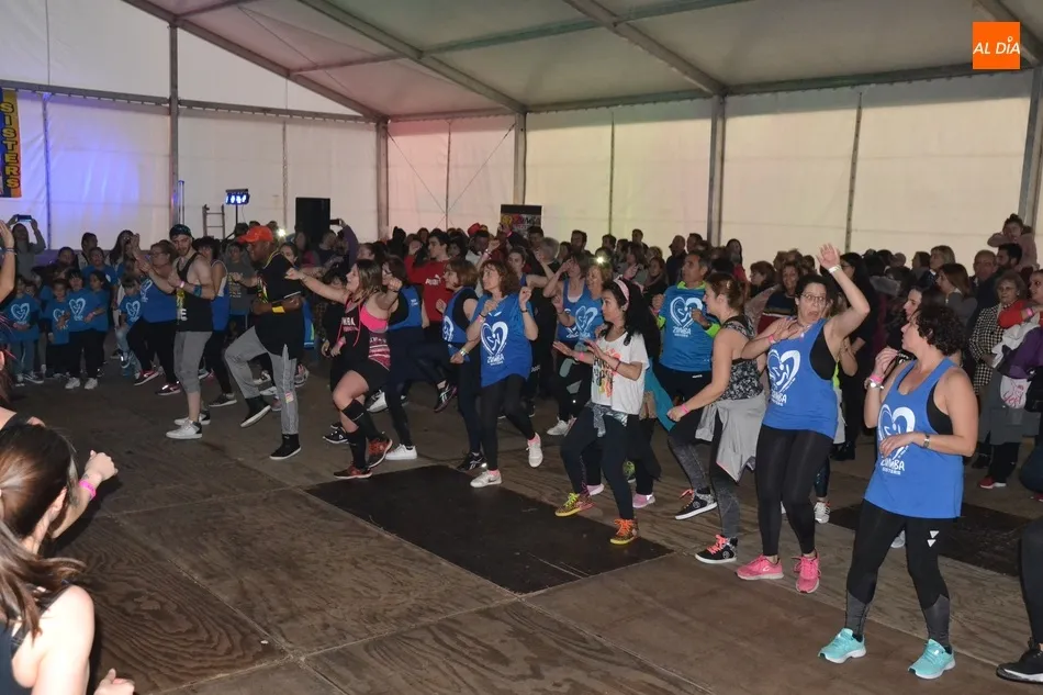 Foto 3 - Los cuerpos se aceleran para el Carnaval a ritmo de zumba  