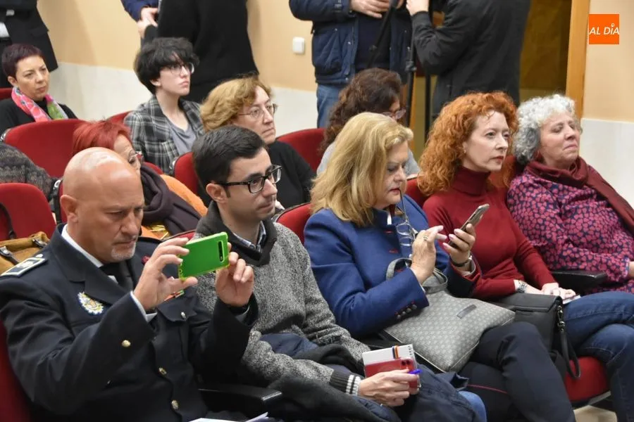 Foto 7 - La Universidad de Salamanca a&uacute;na fuerzas en la lucha por la diversidad afectivo sexual