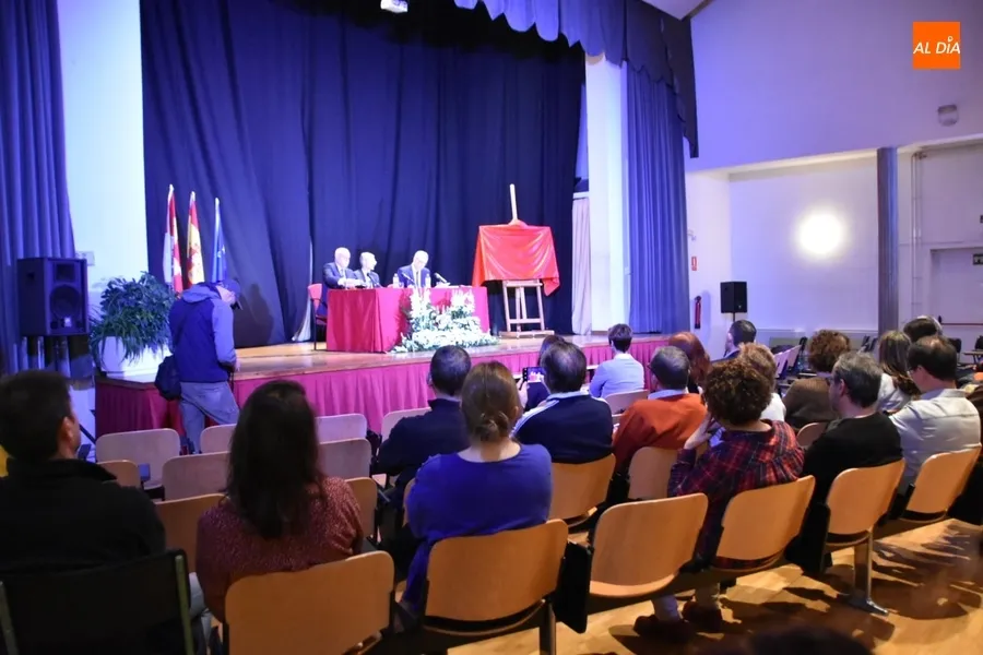 Foto 4 - Arrancan los actos de celebraci&oacute;n del 175 aniversario del IES Fray Luis de Le&oacute;n