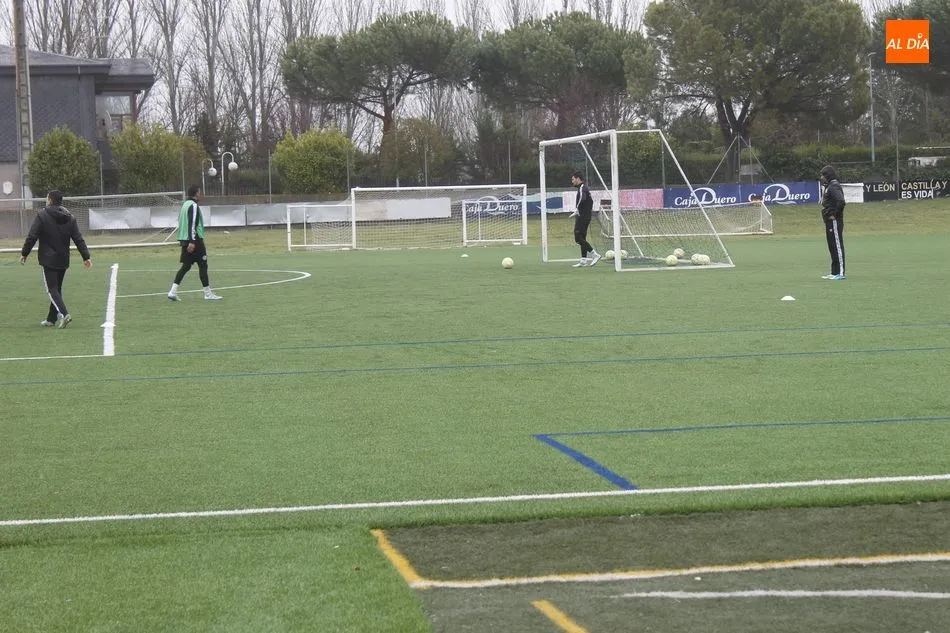 Foto 11 - El Salamanca UDS y Unionistas empiezan a trabajar el derbi&hellip;&nbsp;a escasos metros