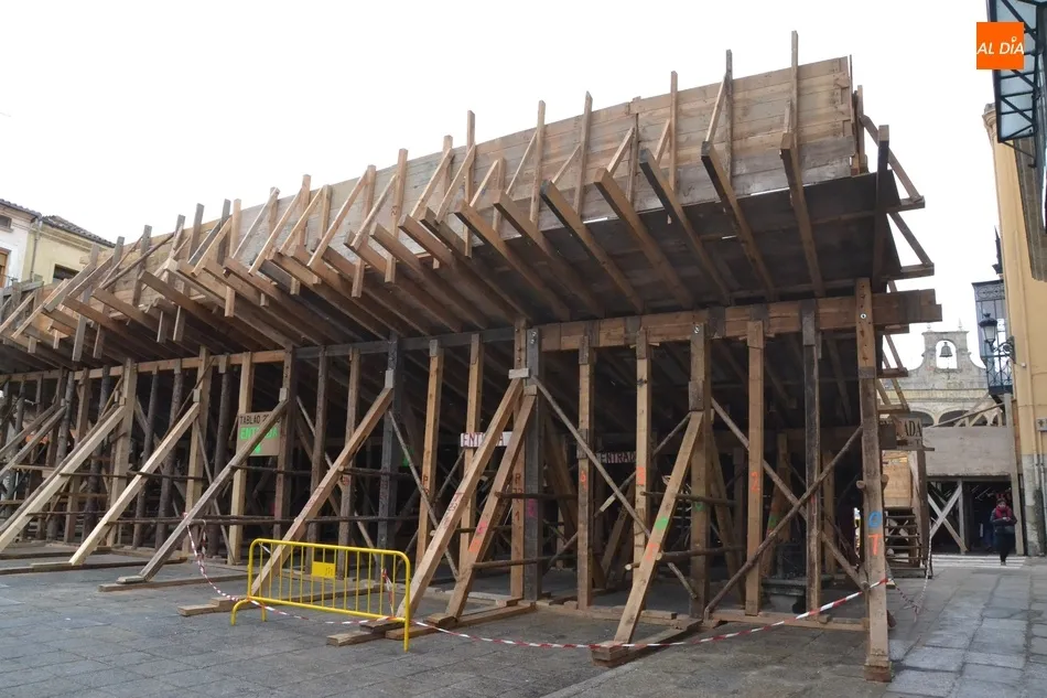 Ultimado el coso taurino de la Plaza Mayor a falta de pequeños retoques  