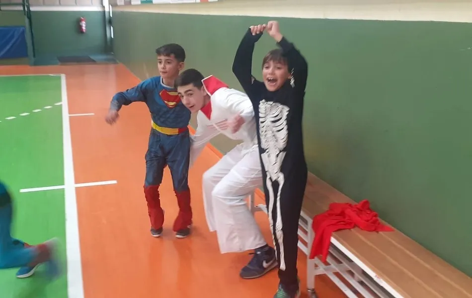 Foto 7 - Conde de Fox&aacute; &lsquo;calienta&rsquo; para los bailes carnavaleros de la mano de los benjamines del III...