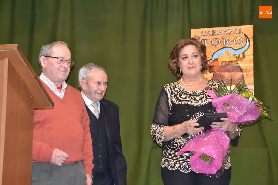Foto 11 - Pepita Zafra ofrece en El Porvenir un preg&oacute;n muy personal lleno de sentimiento carnavalero  