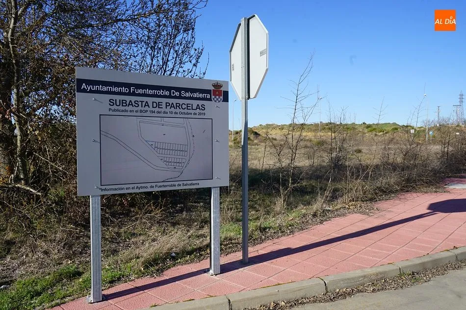 El polígono está situado entre Fuenterroble y Guijuelo