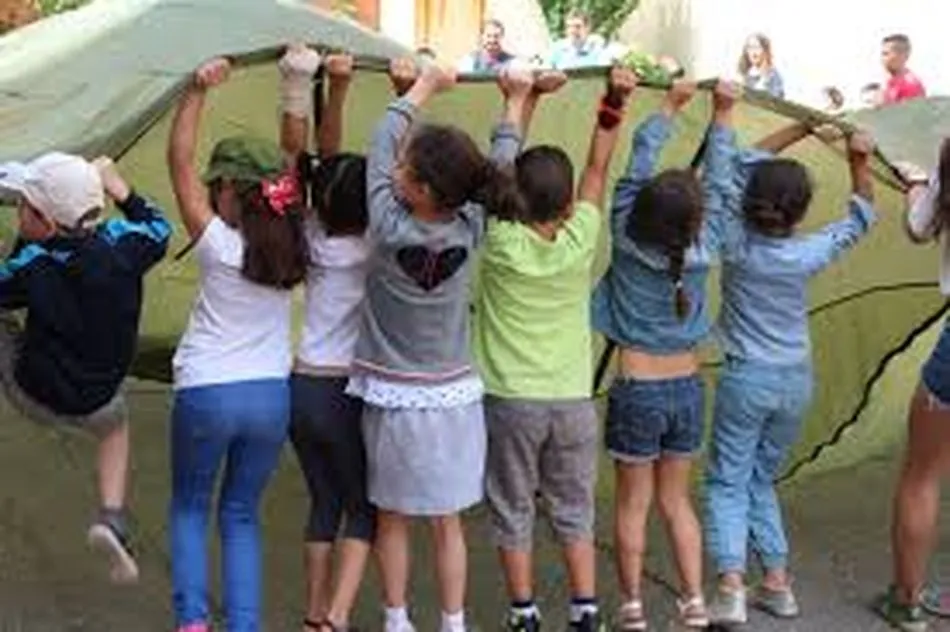 El riesgo de pobreza infantil aumenta un 35,5% en los hogares en los que solo trabaja uno de los...