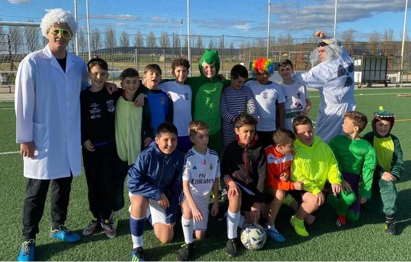 La base del Ciudad Rodrigo se suma a los entrenamientos disfrazados  