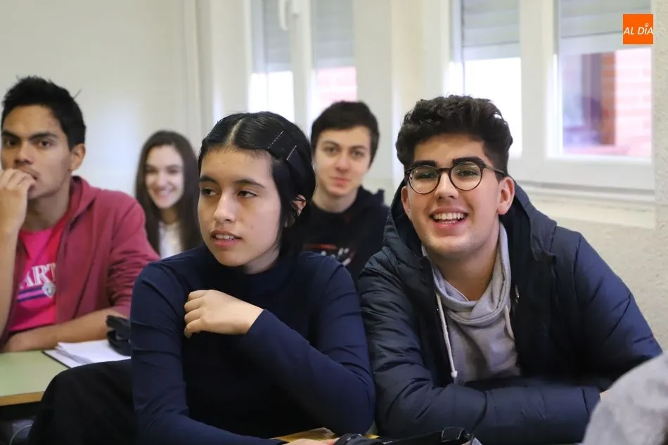 Foto 8 - Un total de 3.500 estudiantes de Salamanca se forman en primeros auxilios b&aacute;sicos