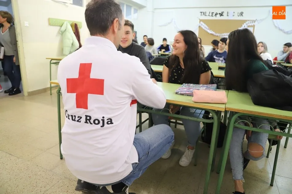 Foto 7 - Un total de 3.500 estudiantes de Salamanca se forman en primeros auxilios b&aacute;sicos