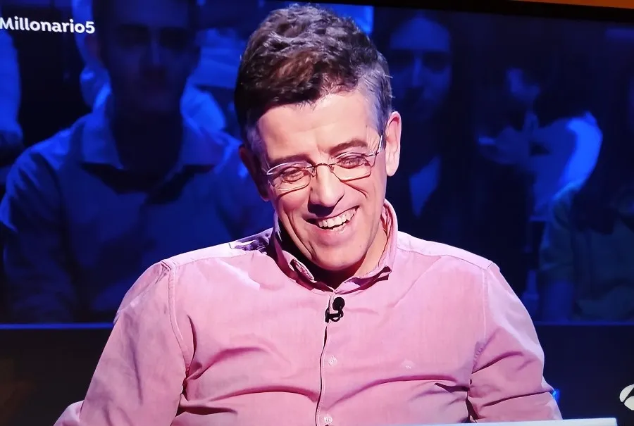 Una pregunta sobre la costura a mano apea a Jero Hernández del programa  ¿Quién quiere ser...