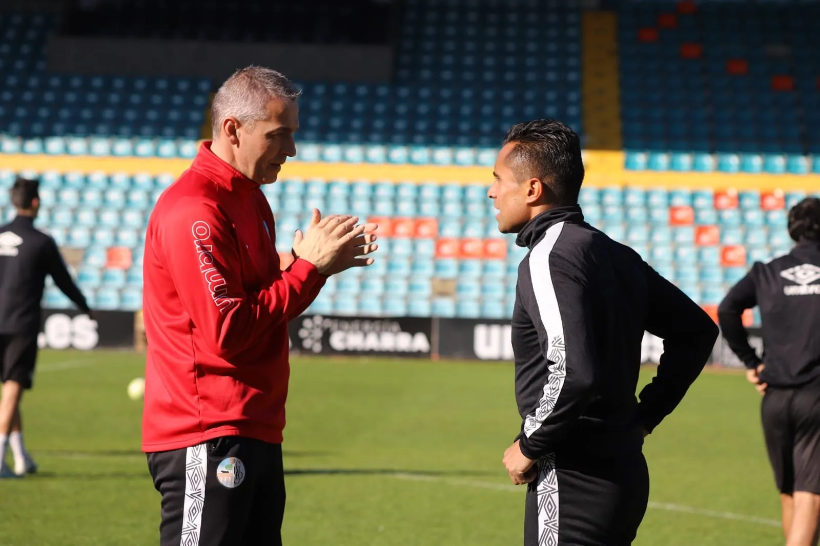 Foto 7 - Edwin Hern&aacute;ndez y Diego Aguilar ya entrenan con el Salamanca UDS a las &oacute;rdenes de Due&ntilde;as