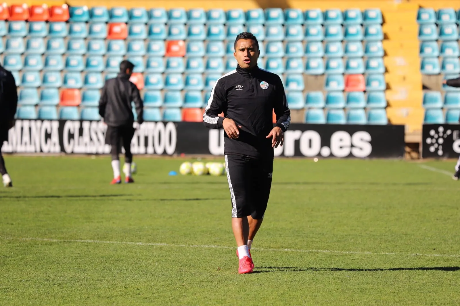 Foto 4 - Edwin Hern&aacute;ndez y Diego Aguilar ya entrenan con el Salamanca UDS a las &oacute;rdenes de Due&ntilde;as