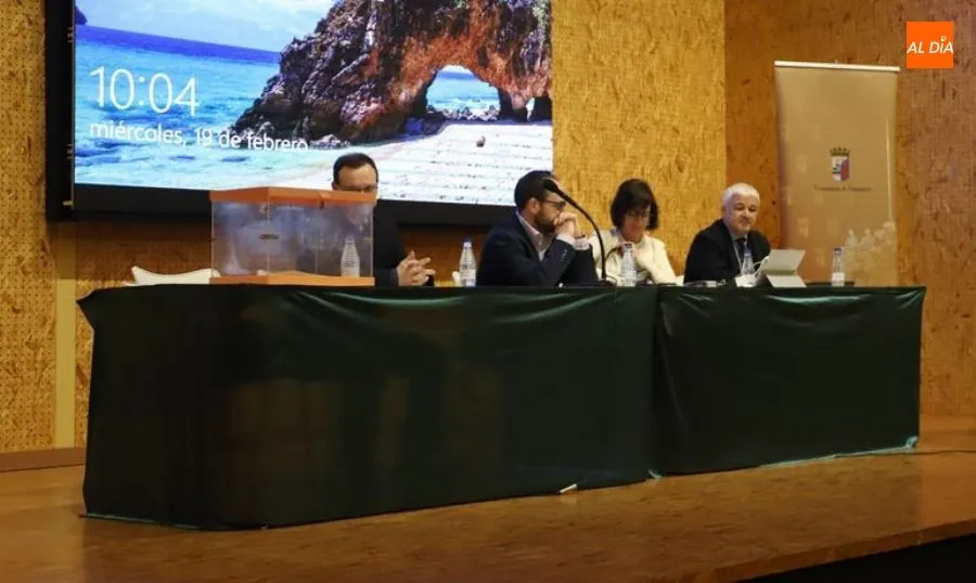 Imagen del sorteo de viviendas que tenía lugar el miércoles. Foto de Lydia González