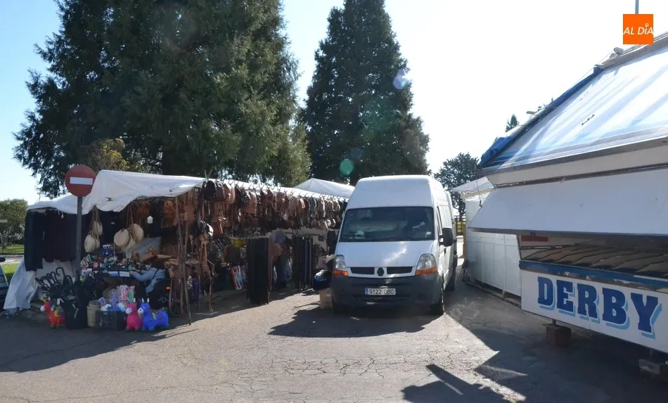 Foto 7 - La extensi&oacute;n de la arena por la Plaza encabeza el carrusel de preparativos de &uacute;ltima hora  